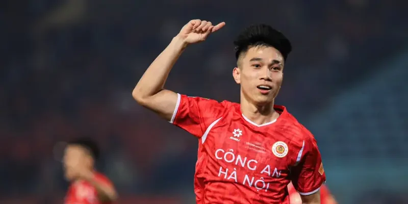 Trọng tài xử lý đúng đắn trong tình huống căng thẳng